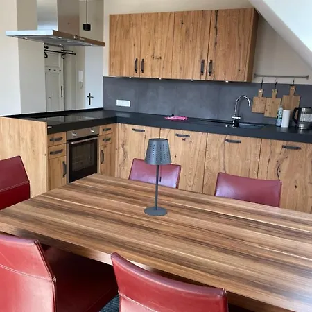 Luxus Lindenhof Apartments -Ferienwohnungen In Friesland An Der Nordsee Am Naturschutzgebiet Urwald Neuenburg  Extérieur photo