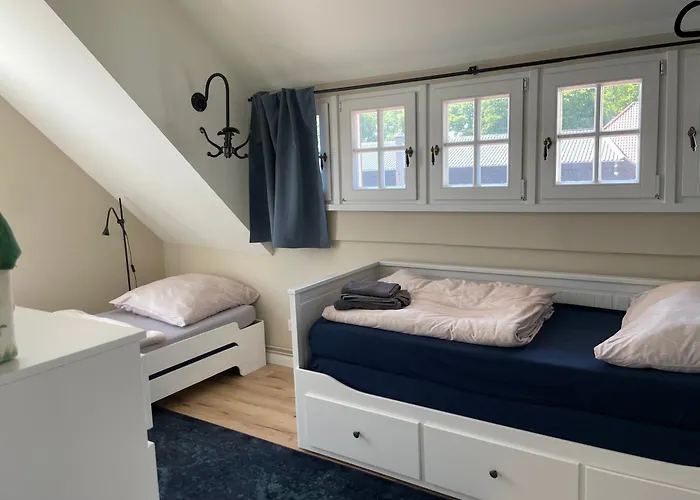 Luxus Lindenhof Apartments -Ferienwohnungen In Friesland An Der Nordsee Am Naturschutzgebiet Urwald