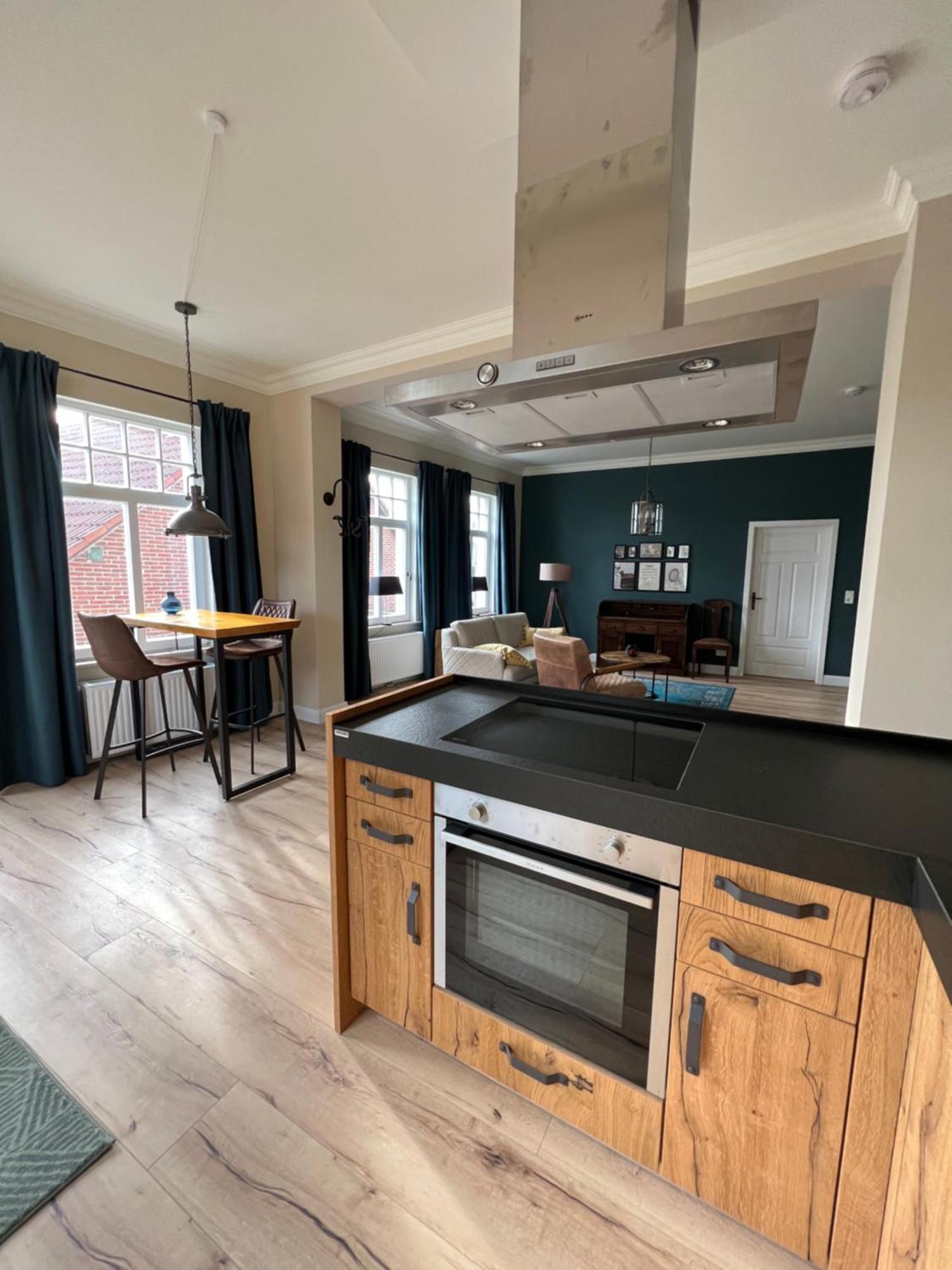 Appartement Luxus Lindenhof -ferienwohnungen In Friesland An Der Nordsee Am Naturschutzgebiet Urwald